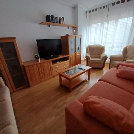 Raquel Inn - Garaje Incluido Avilés Екстериор снимка